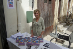 Maureen-with-books